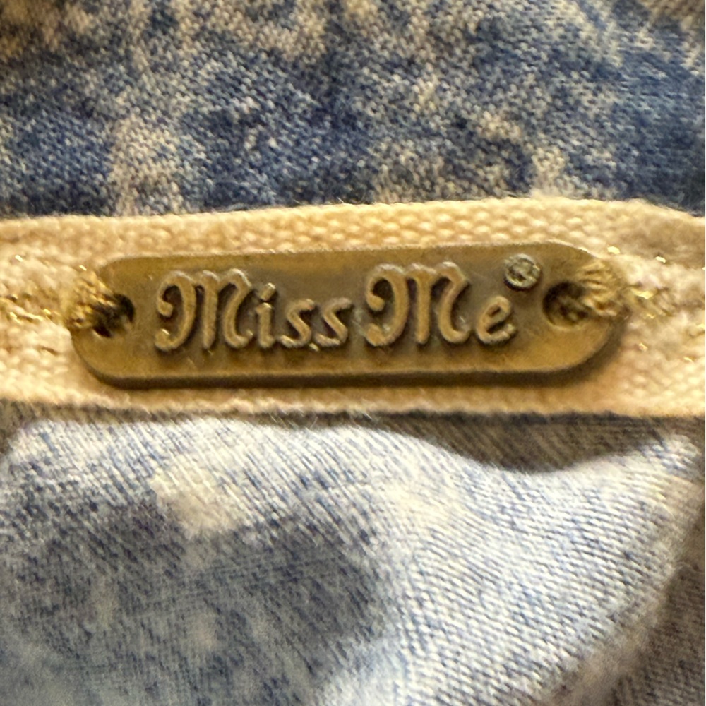 Miss Me Beaded Aztec Trim Denim Vest Women’s Large Blue Sleeveless 100% Cotton - Picture 10 of 13